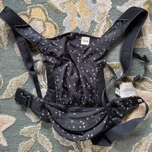 Tula Lite Travel Carrier